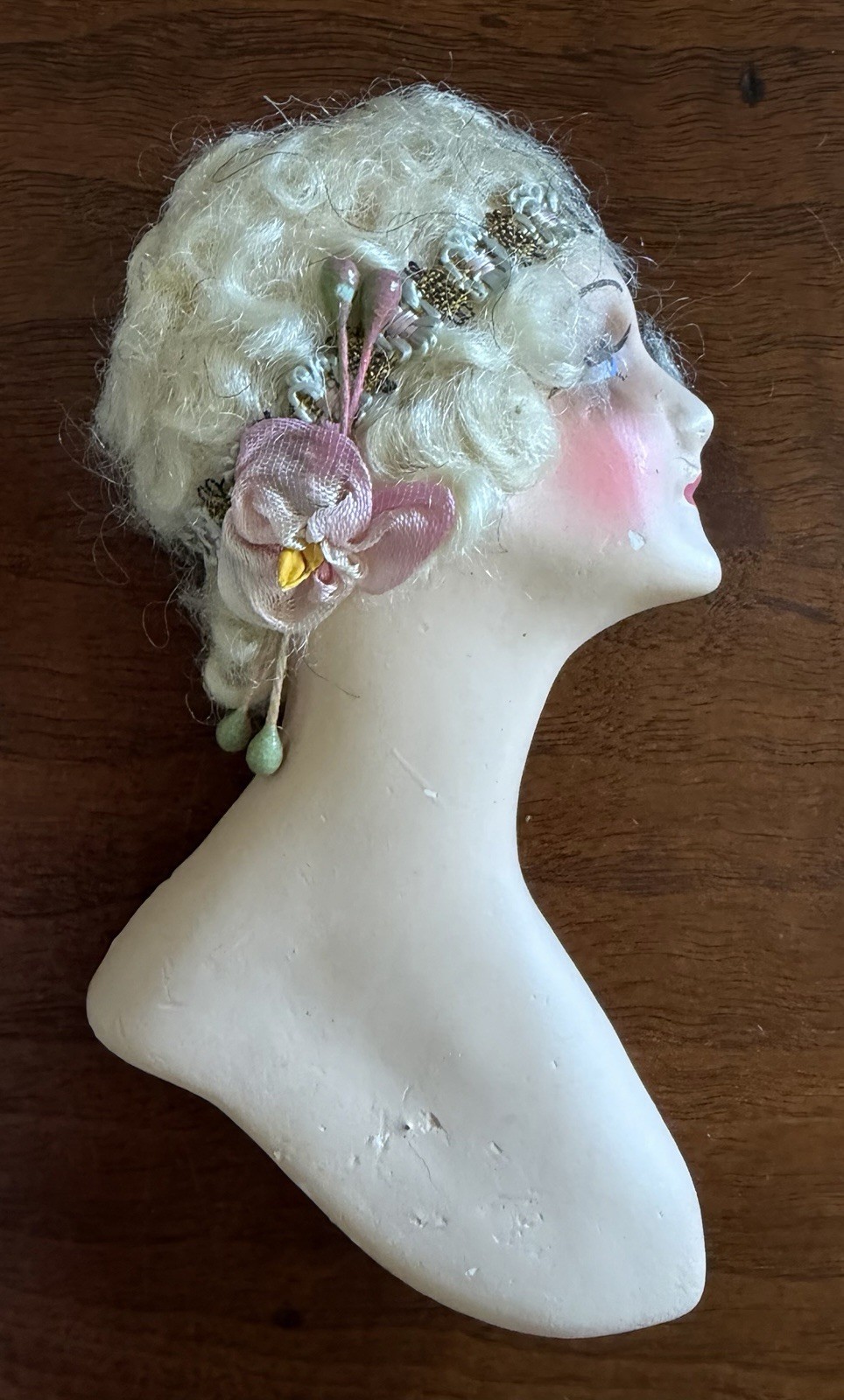 Vintage Bust Chalkware KG FLAPPER GIRL DOLL Head Hand Painted Wig Flat Back
