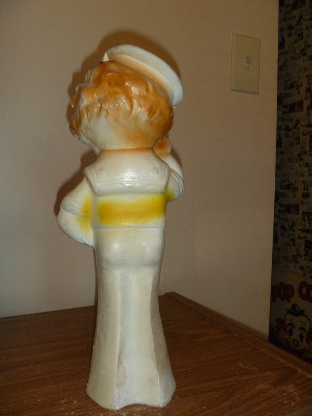 Saluting Sailor Girl Carnival Chalkware prize 13 1/2″