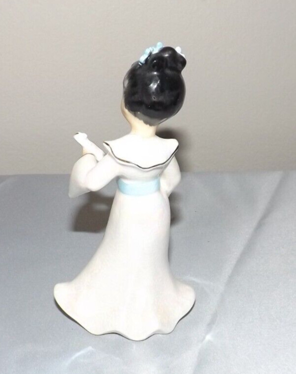 Norcrest Japan Girl Playing Shamisen with Plectrum Vintage 5 1/2 Inches Tall