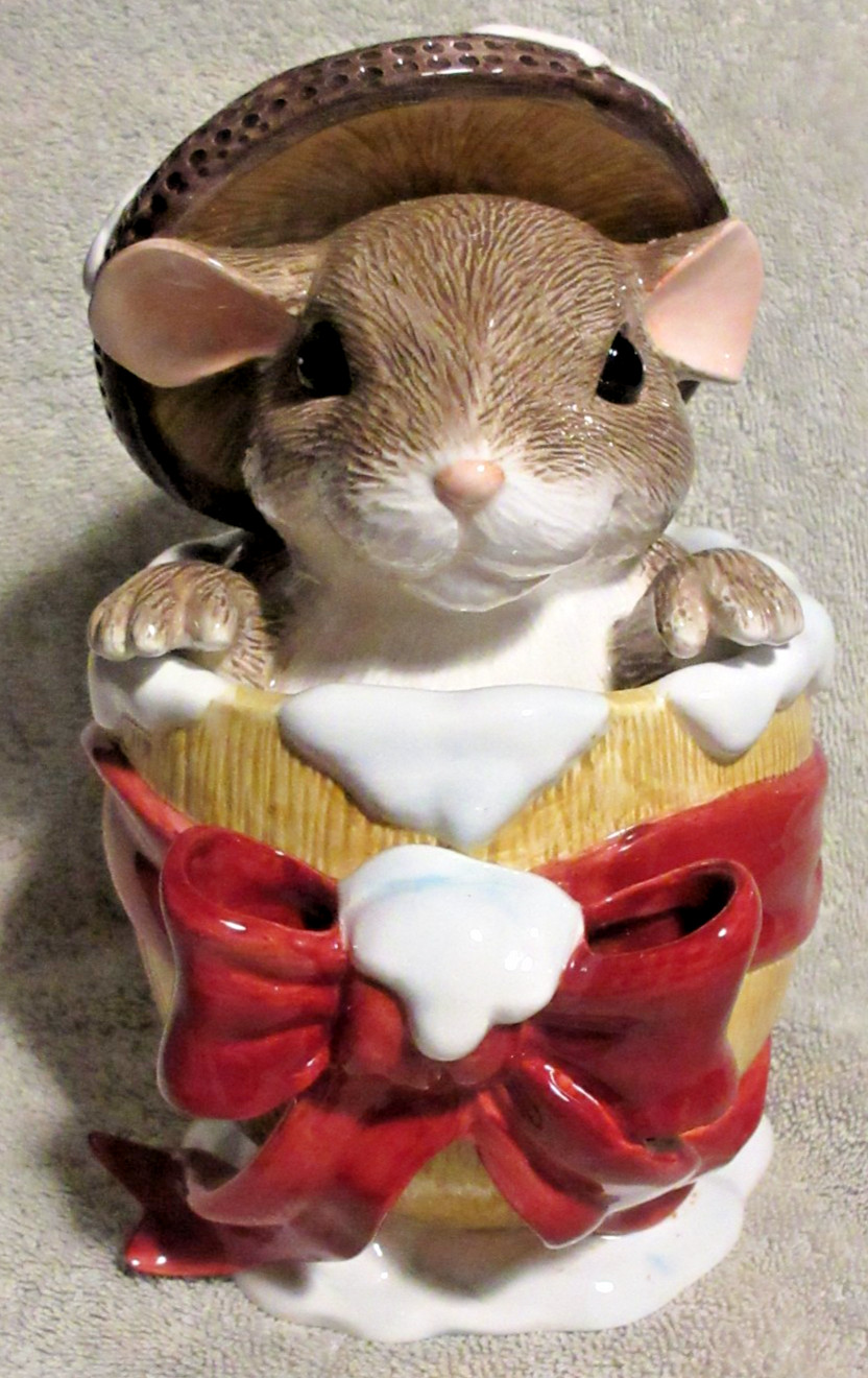 Fitz and Floyd Charming Tails “Holly Day Dreams” Candy Dish Free Shipping