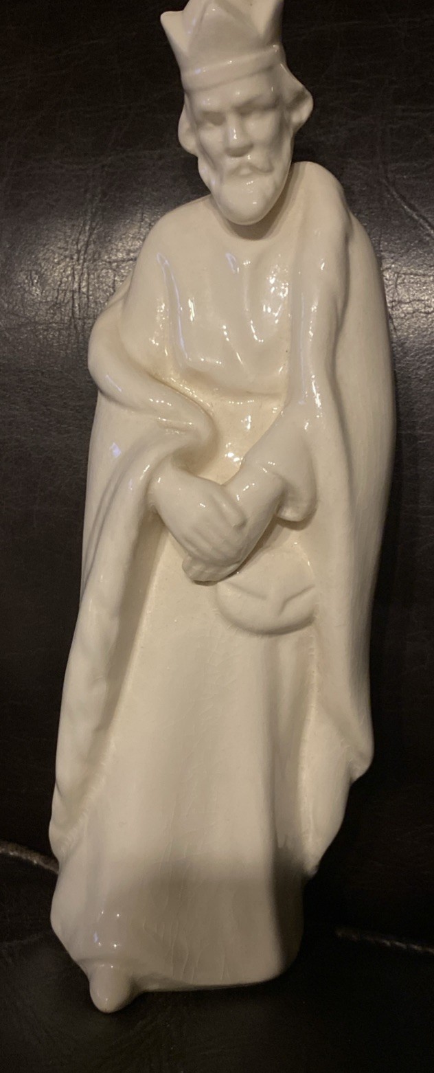 Goebel HX 82/K Porcelain White Nativity Standing King / Wiseman Figurine 6.5”