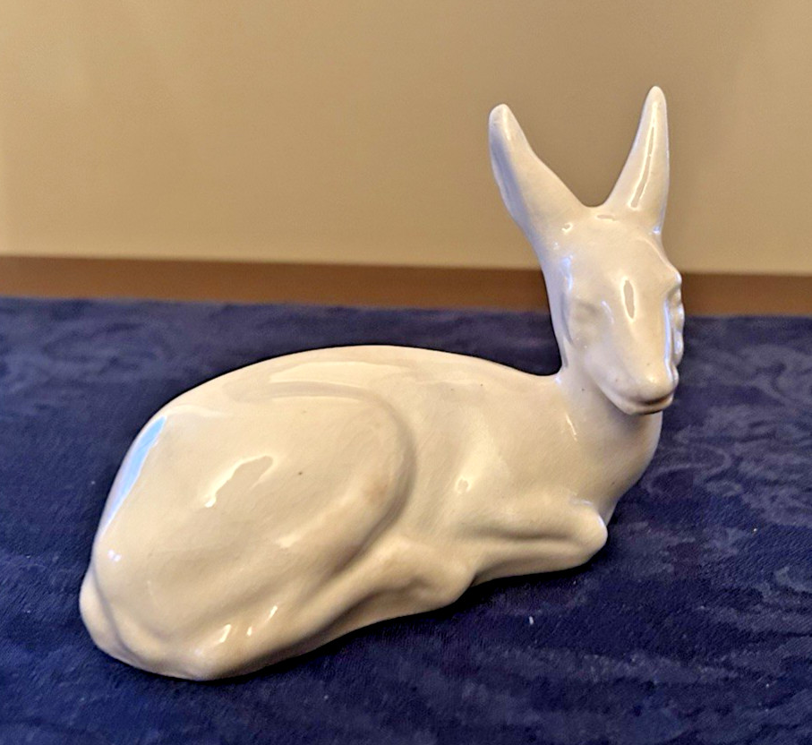 Vintage White Glazed Ceramic Reclining Deer Figurine 4″x4.5′