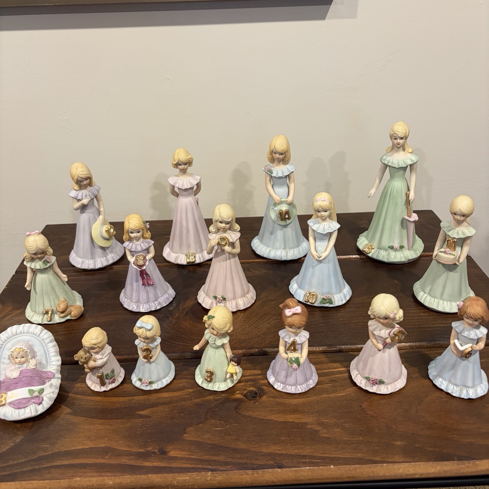 Lot of 16 Vintage Growing Up Birthday Girls Baby-15 Years Old Blonde/2 Brunette