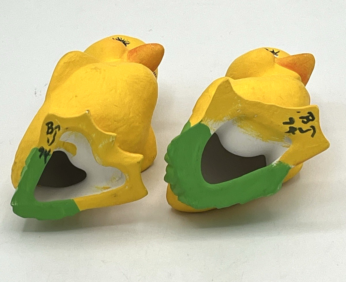 Vtg Ceramic Yellow Ducks Ducklings Handpainted Lot Of 2 Easter Spring 5” & 4.5”H