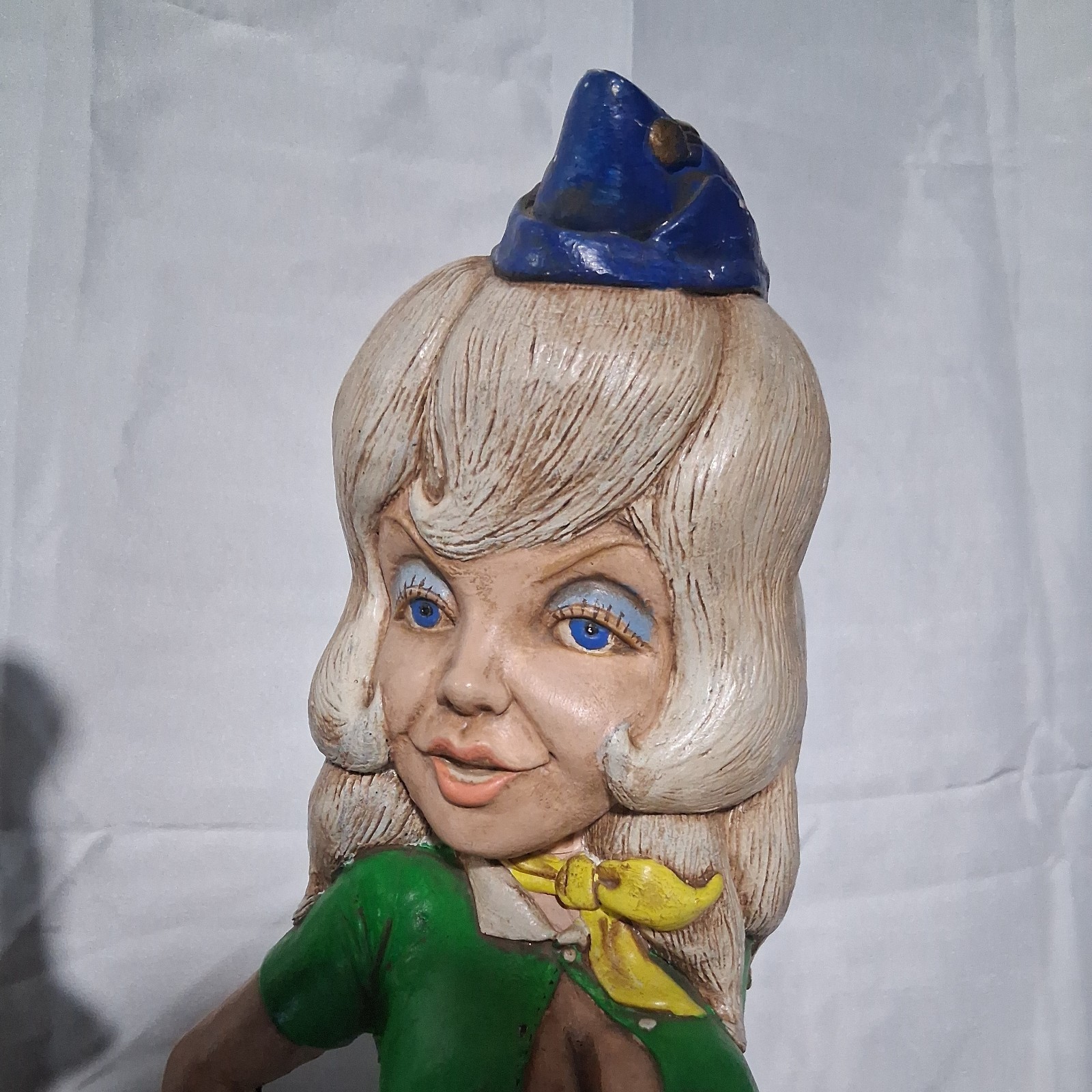 VINTAGE JUTA SANGTHAWEEP “WHY YES I FLY”1974-1976 PLASTER COLLECTION STATUES