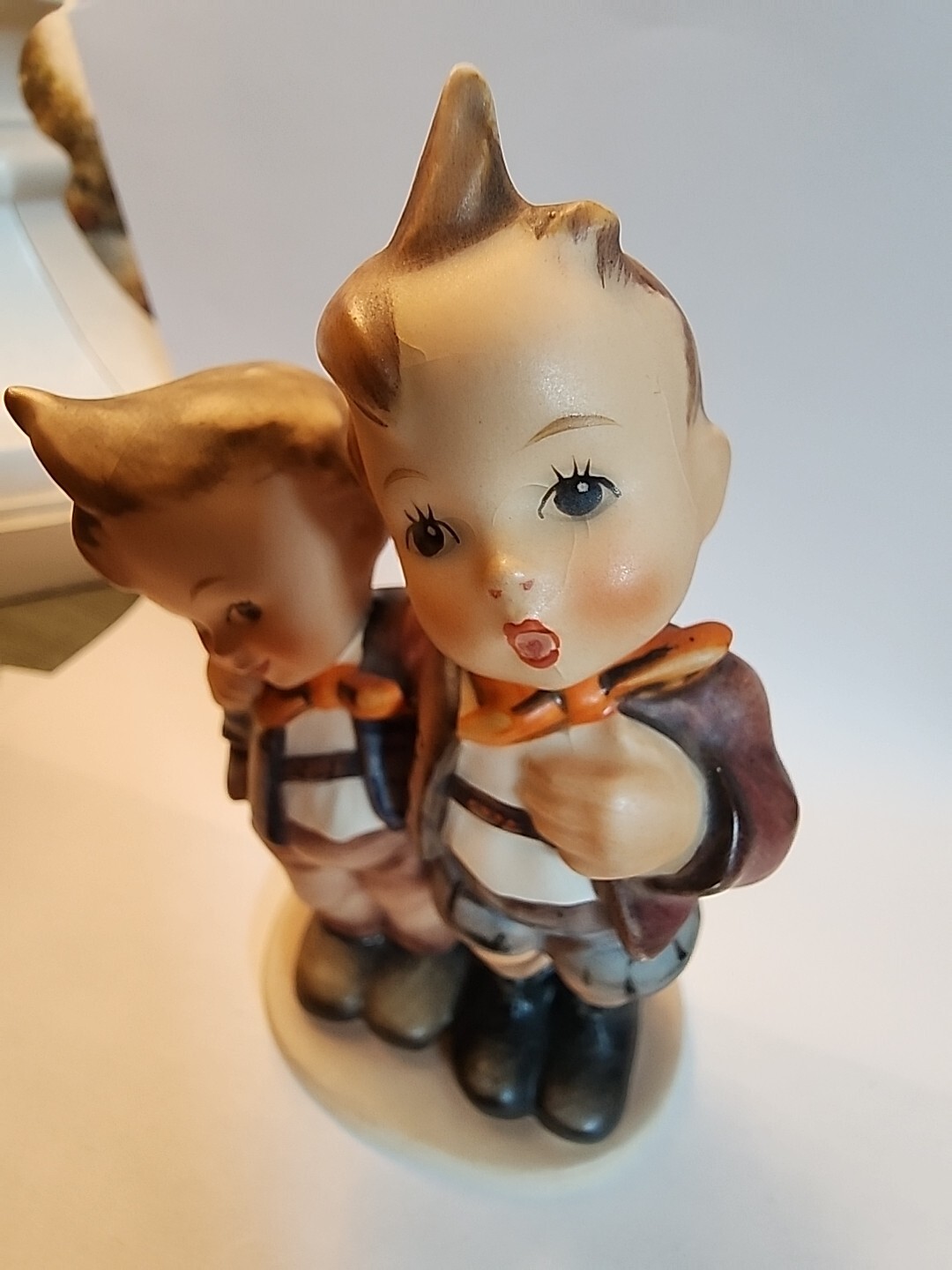 Goebel Hummel “Max and Moritz” #123 TMK 4 5-5.5″ Artist Arthur Moeller, Vintage!