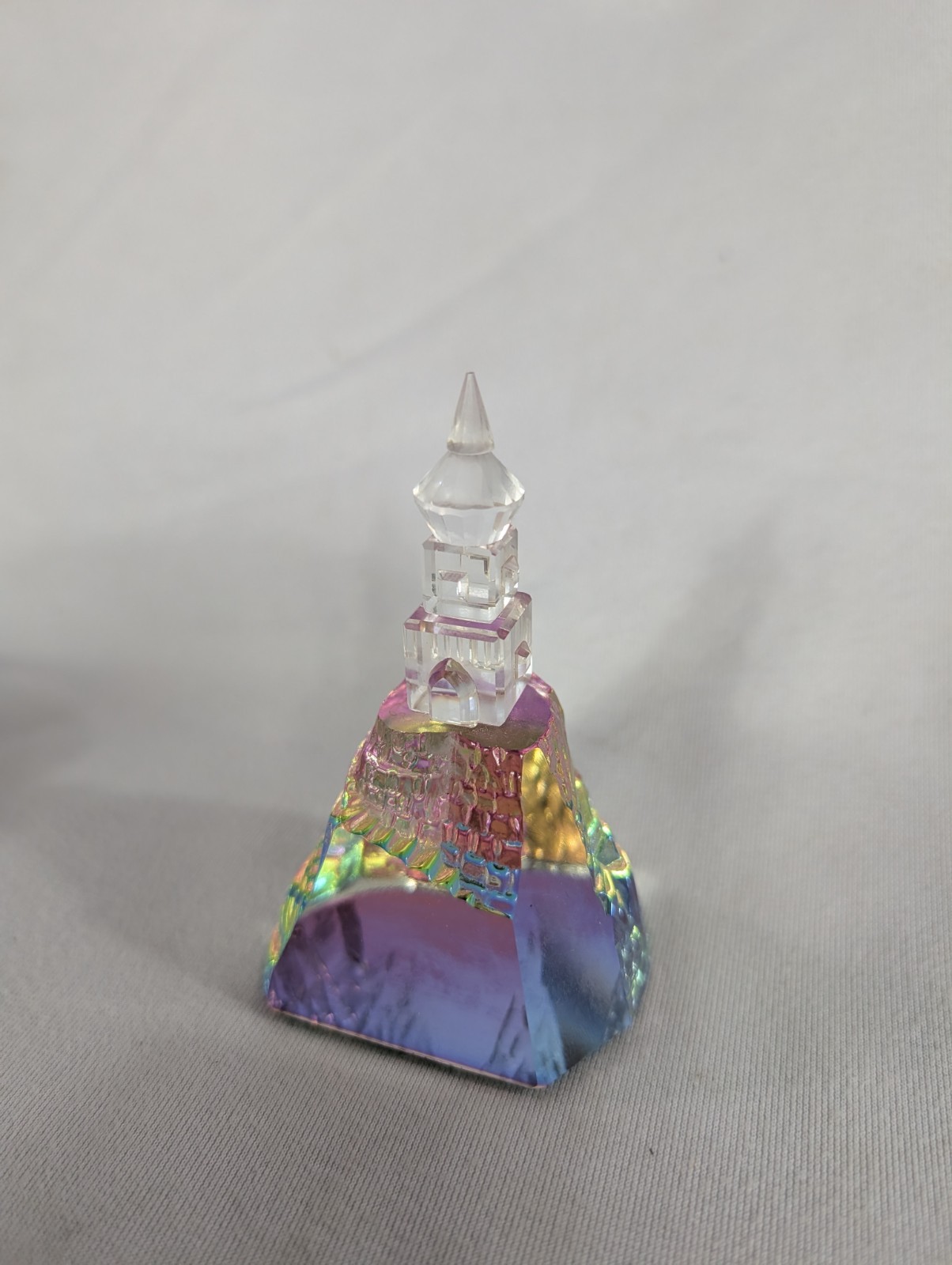 Vintage – Crystal World Castle – Rainbow Castles And Legends