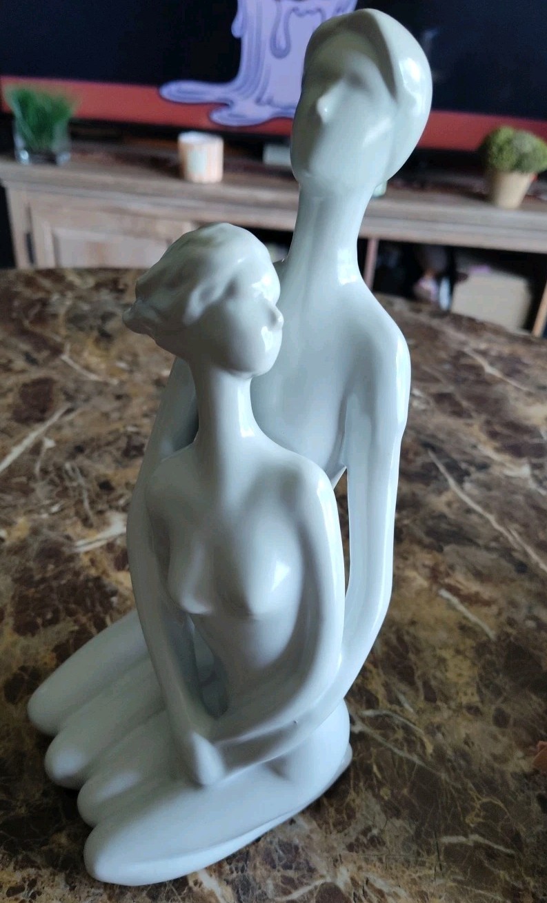 Nice Royal Doulton Lovers White Figurines About 10.3 Inches Tall