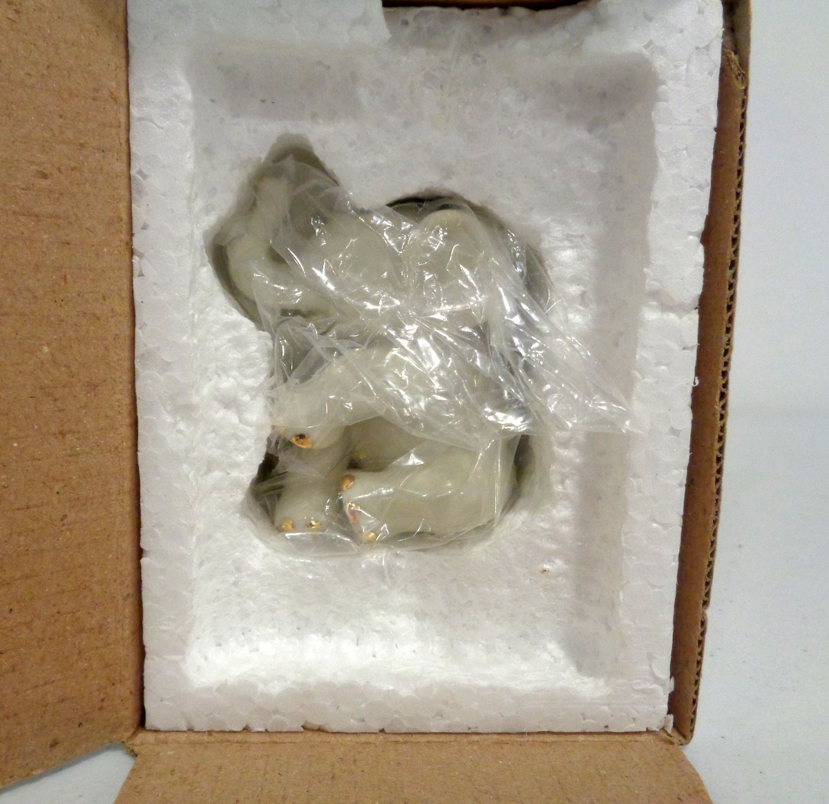 The Lenox Elephant Ivory and Gold Elephant 24K Gold Accents NEW IN BOX