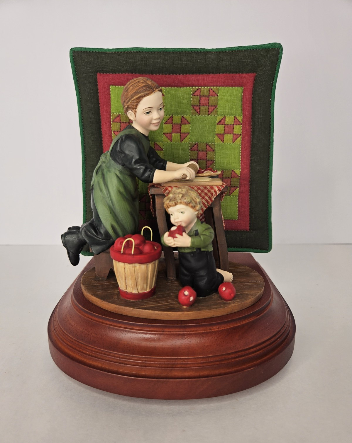 1995 Amish Heritage Collection Mother’s Little Helpers Musical Figurine