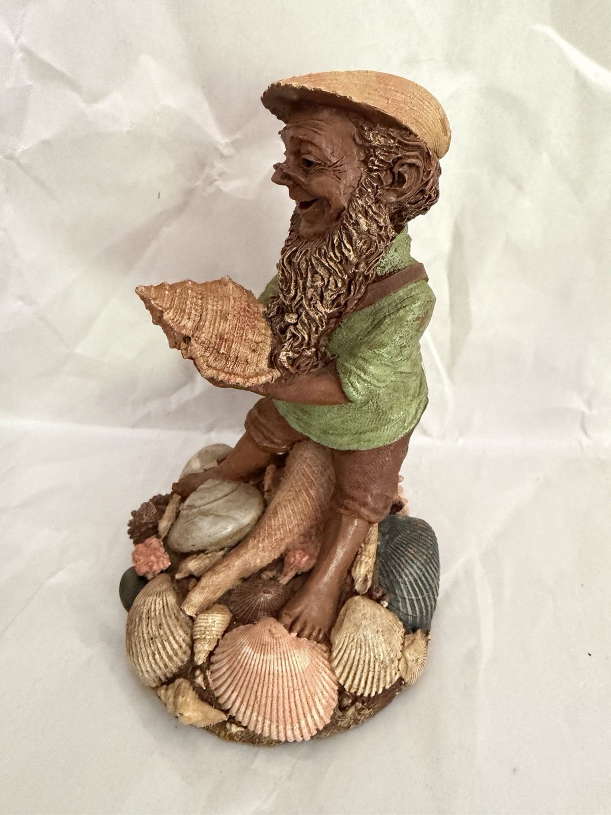 Tom Clark Shelby Seashell And Ocean/Beach Theme By Cairn Studio