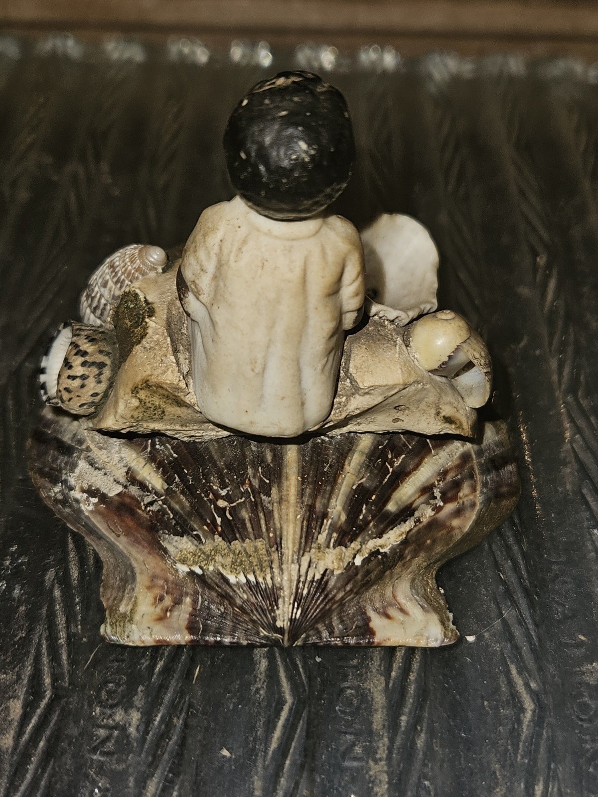 Antique collectible black souvenir. Germany. bisque figure on🐚 . rare.Americana
