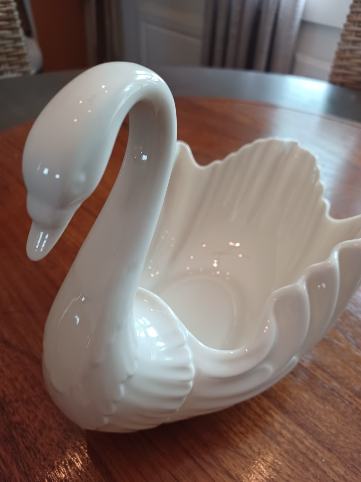 Lenox Large Ivory Porcelain Swan Decor Bowl Centerpiece Gold Stamp Vintage