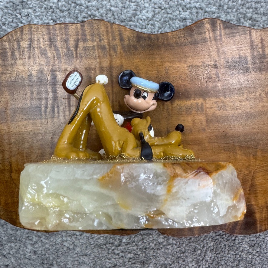 Ron Lee’s Disney Mickey Mouse & Pluto Golf Sculpture 219/1000 Canine Caddy 2000