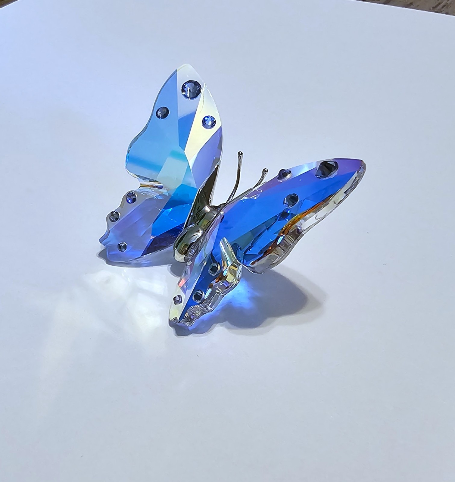 🦋 Swarovski Crystal 2026 Arianna Grande, Aurora Borealis Butterfly Figurine NIB