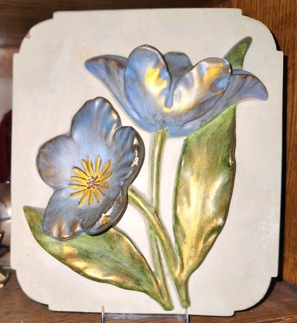 Vtg CHALKWARE Flower Floral Wall Hanging Decor Plaque Bouquet
