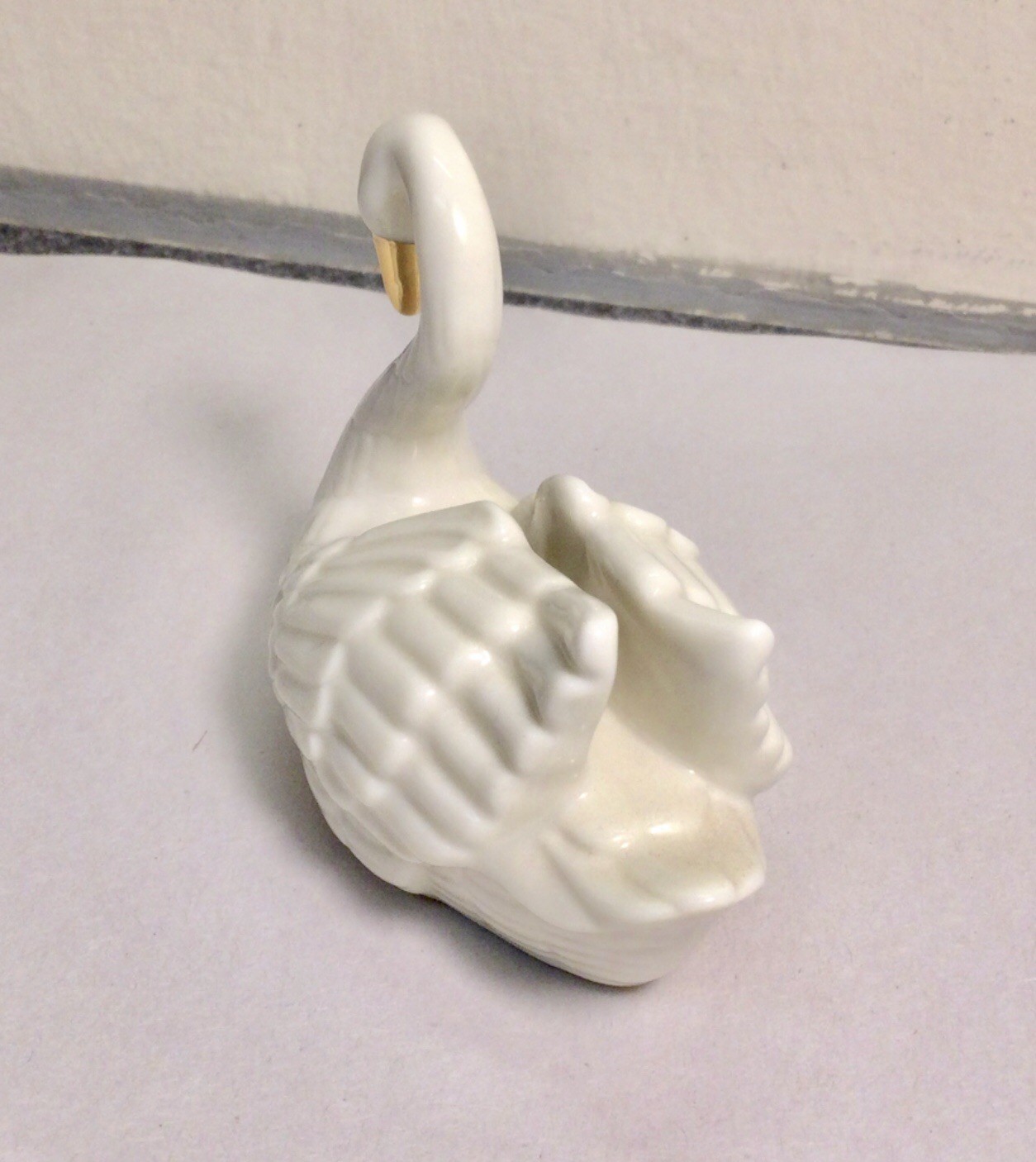 Vintage Lenox Swan Figurine 24K Gold Accents Place Card Holder/Cake Topper