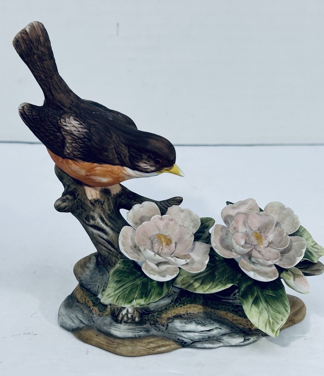 Porcelain Robin Bird Figurine 5.5 Inches Tall
