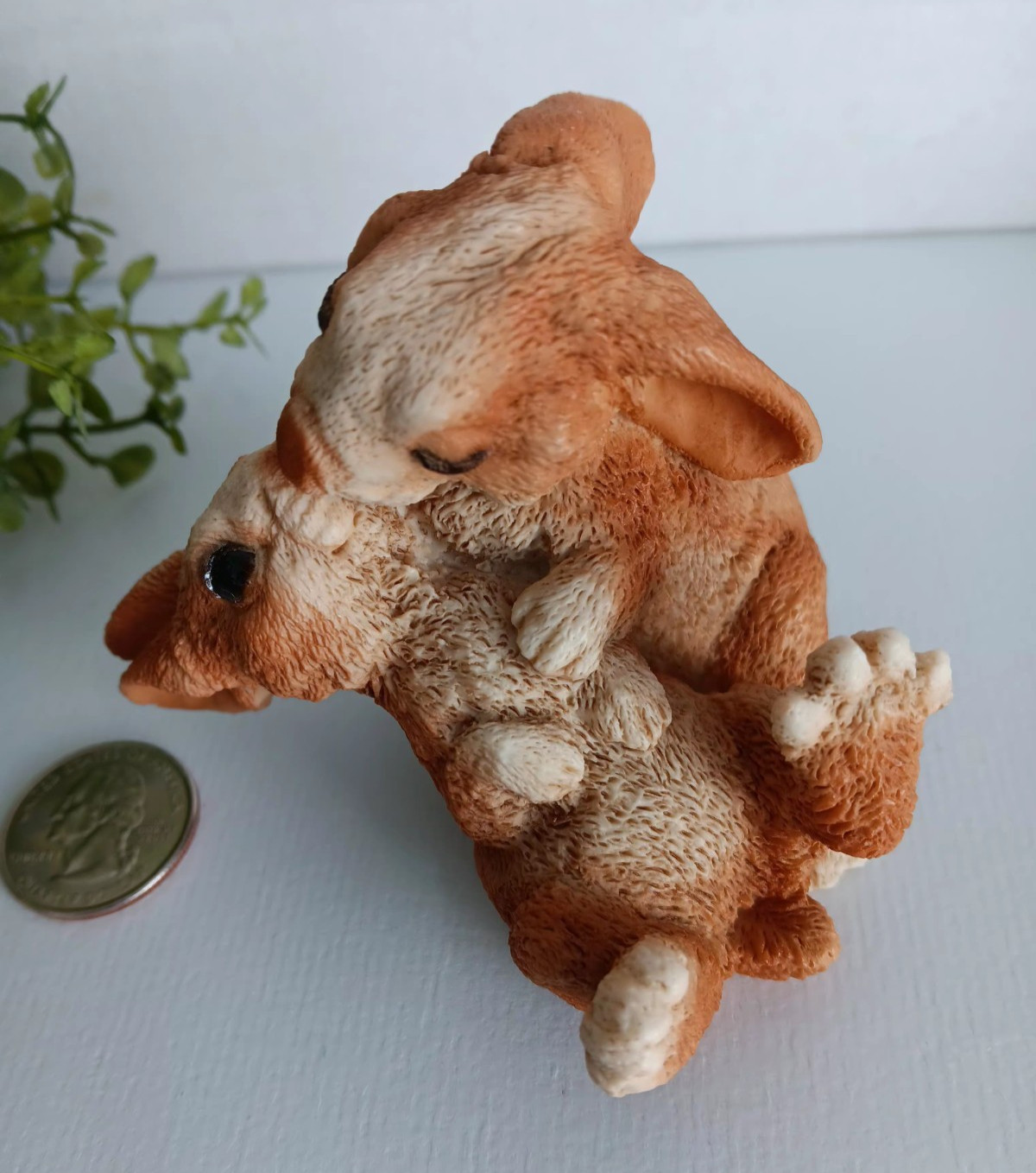 VINTAGE 1988 ORIGINALS BY CASTAGNA KISSING BUNNIES RABBITS MADE IN ITALY 2 3/4″