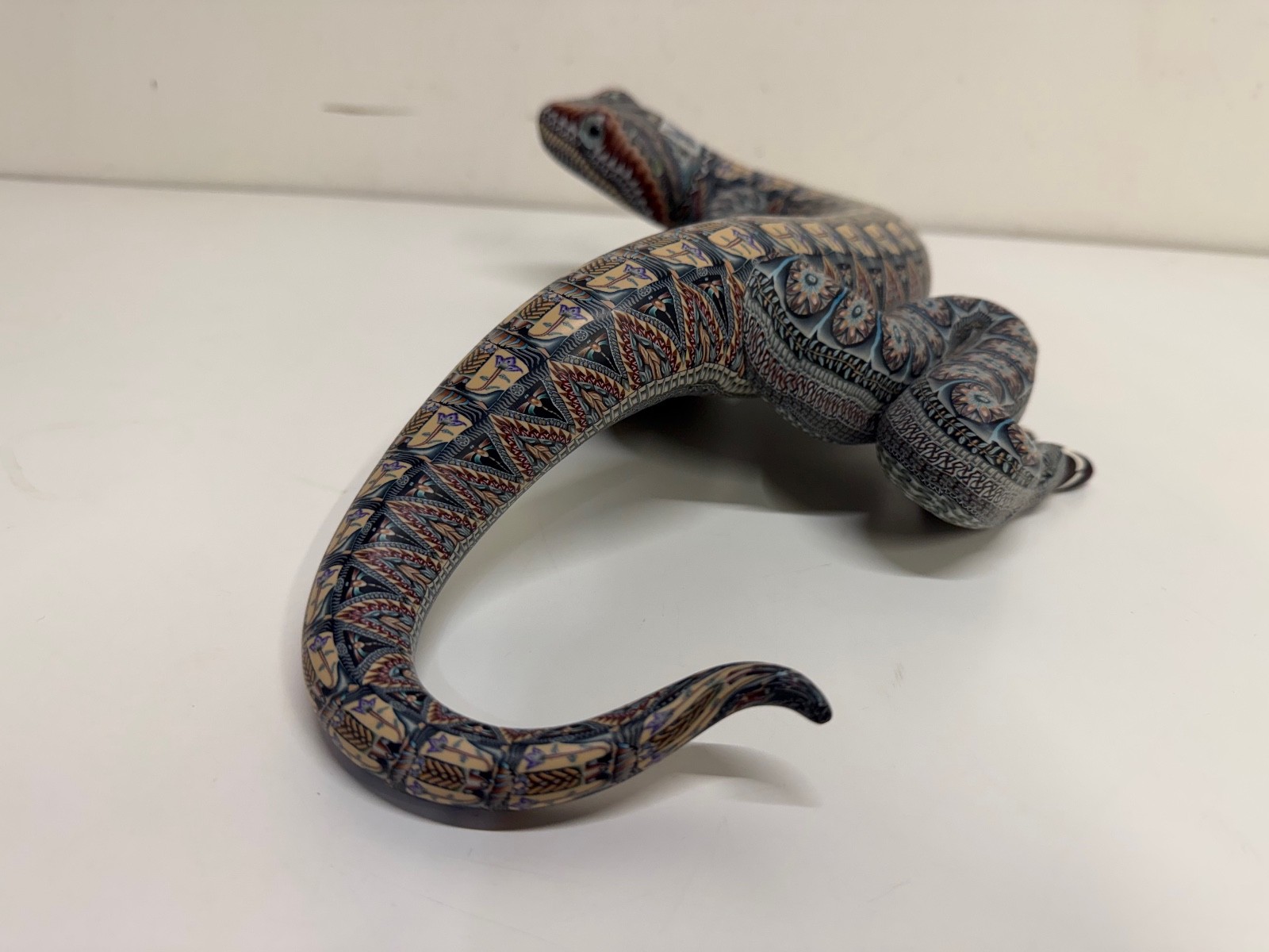 Jon Anderson Fimo Polymer Clay Large Gecko / Lizard Figurine Statue 16 1/2″ Long