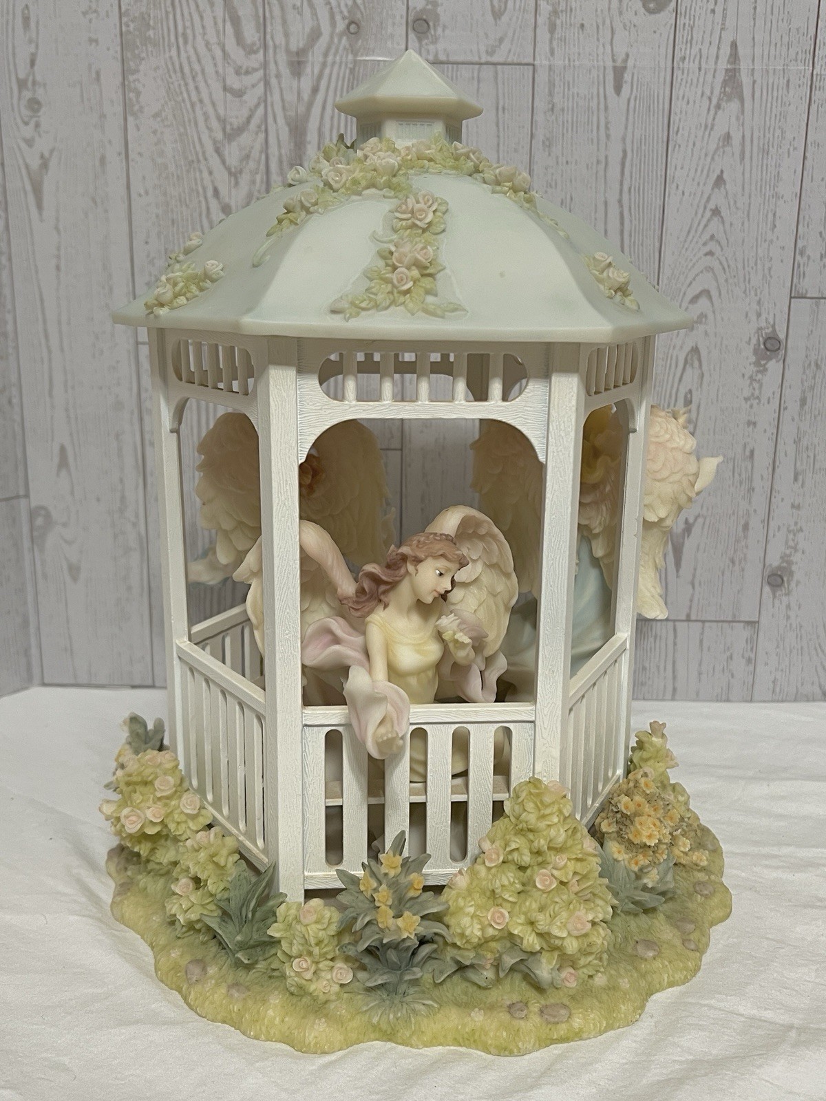 SERAPHIM CLASSICS 2003 MEMBERS ONLY ANGEL SCULPTURE FRIENDSHIP GARDEN RARE WOW!
