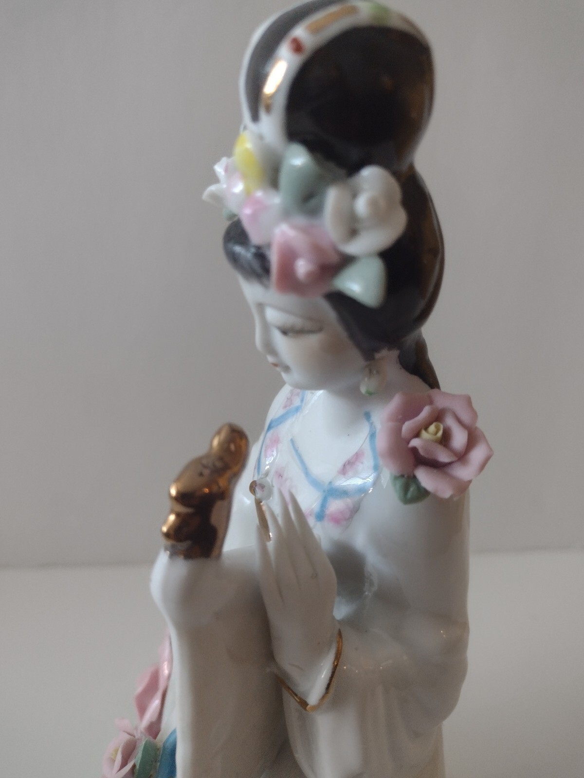 JAPANESE GEISHA GIRL STATUE FIGURINE PORCELAIN DECOR 9’