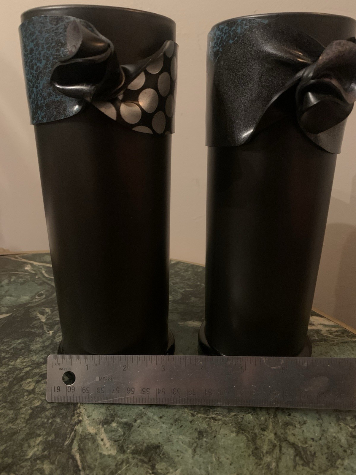 Lindt-Stymeist Matte Glazed Black Ceramic Made In Japan 1980-1990