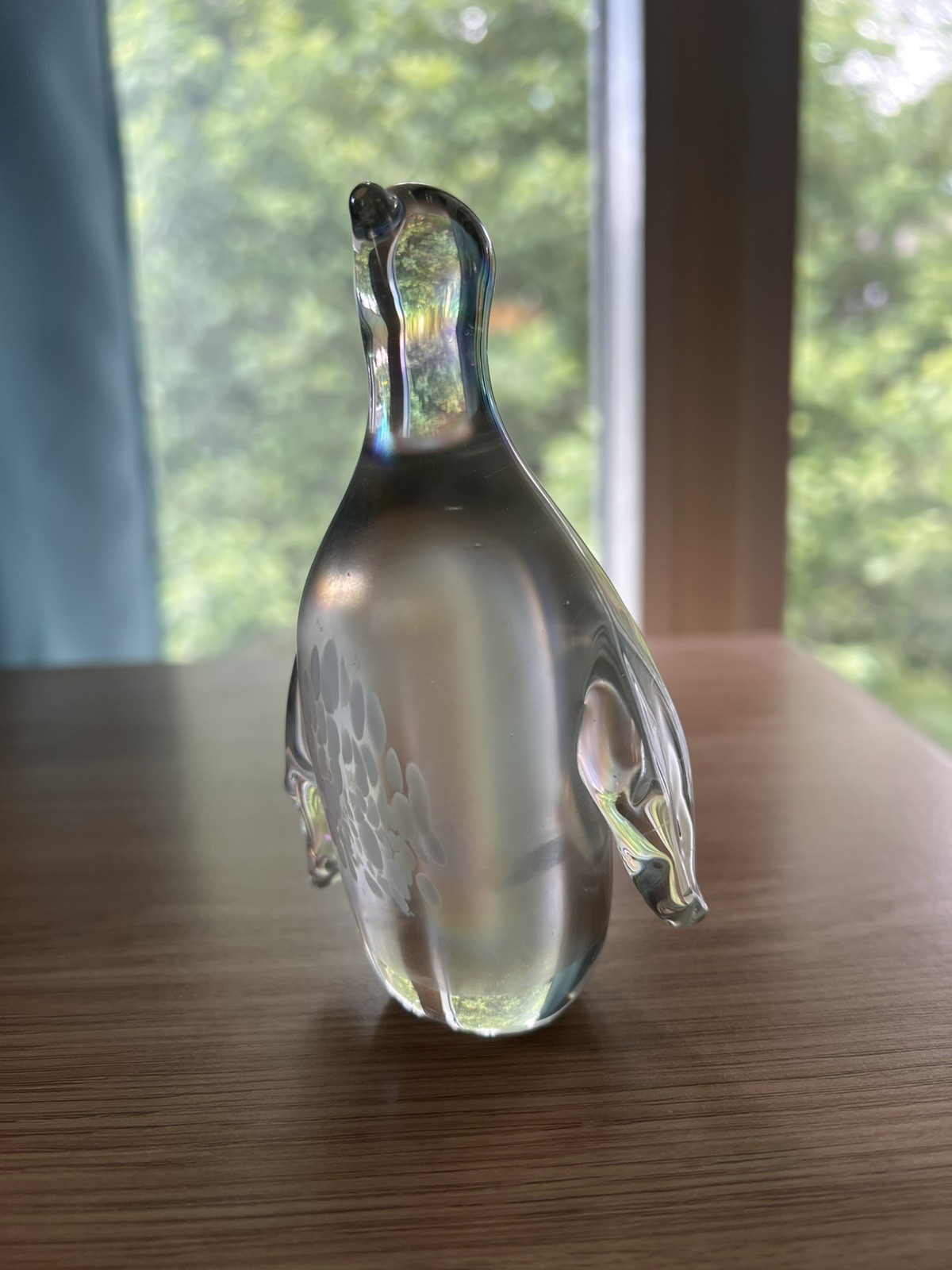 Vintage Penguin Figurine Hand Blown Iridescent Art Glass 4.5” Silvestri w/ Label