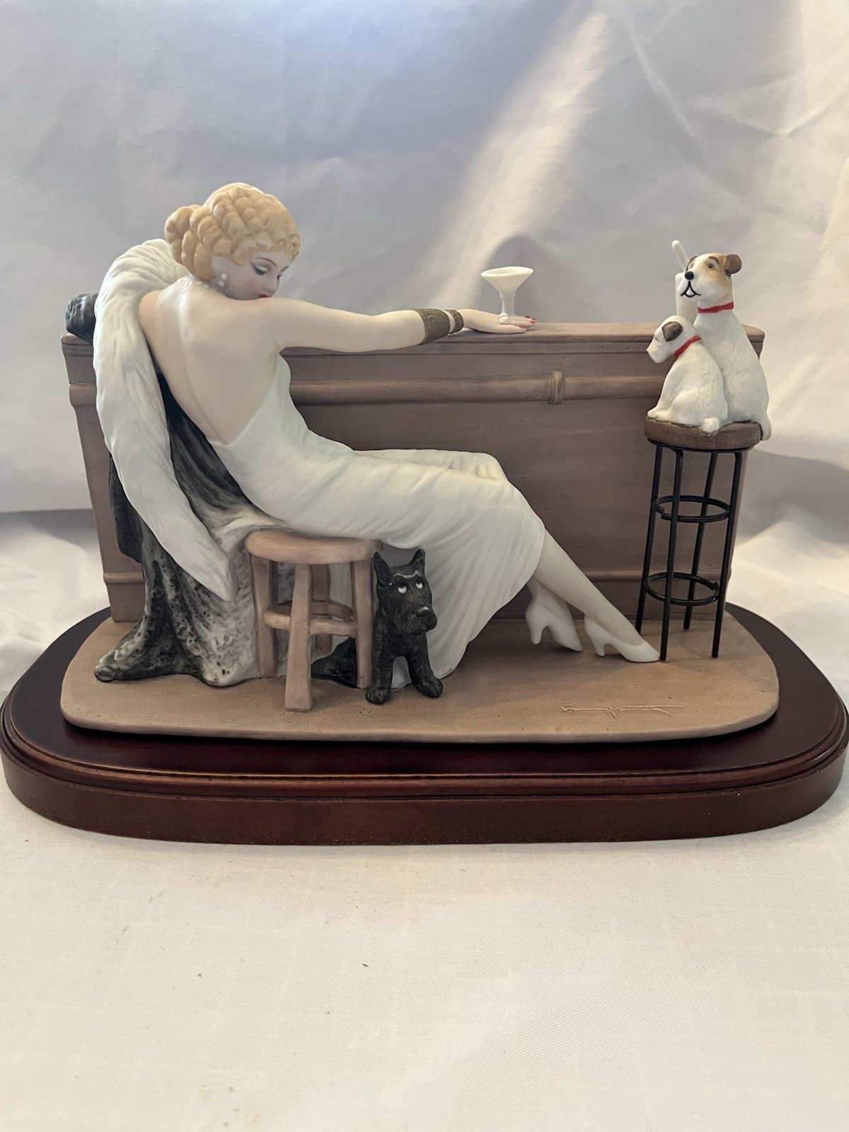 Louis Icart ” Cocktail” 1932 #1632 of 10,000 Figurine by Heirloom Tradition 1984