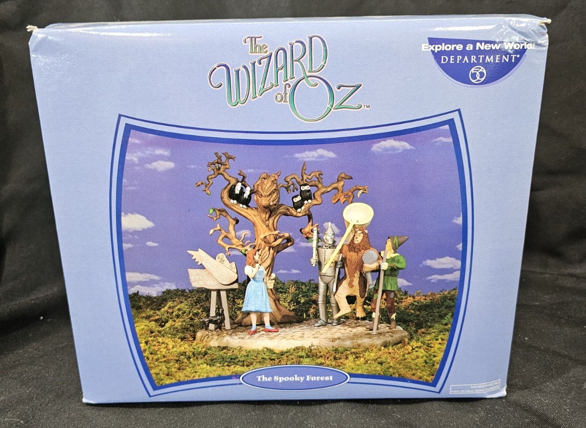 NRFB NEW WIZARD OF OZ “THE SPOOKY FOREST” FIGURINE (#59362)