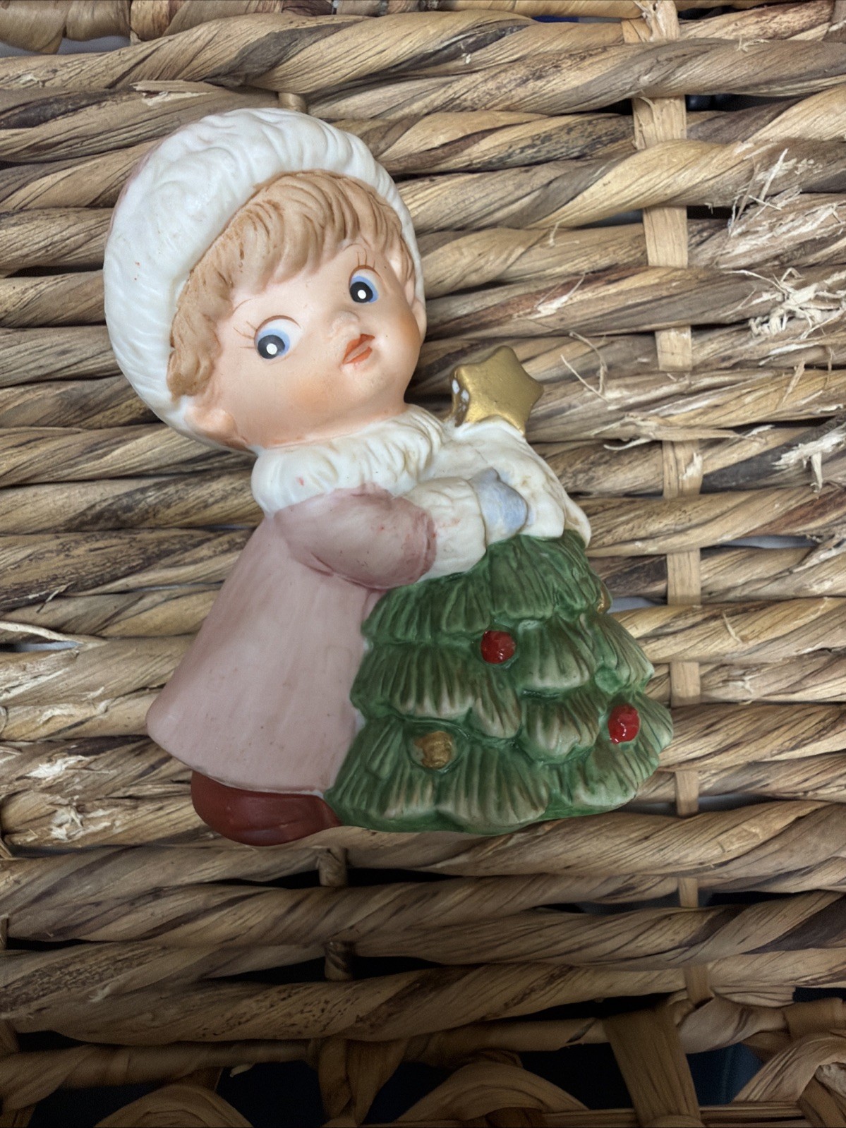 Vintage Homco Porcelain Hand Painted Figurine Girl with Christmas Tree #5556