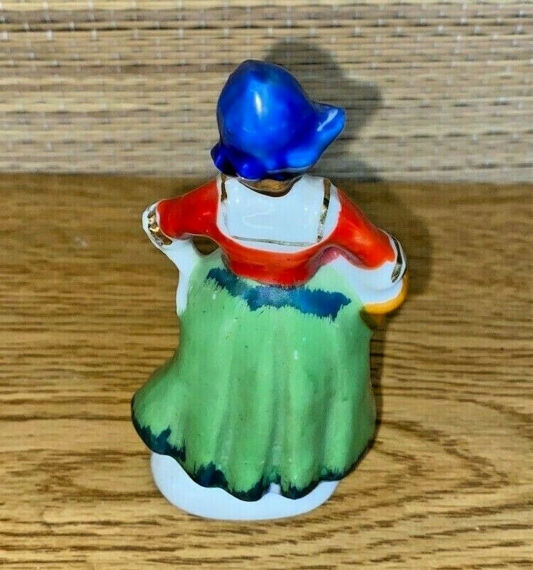 HAND PAINTED MAN AND WOMEN FIGURINES JAPAN 3.5 “