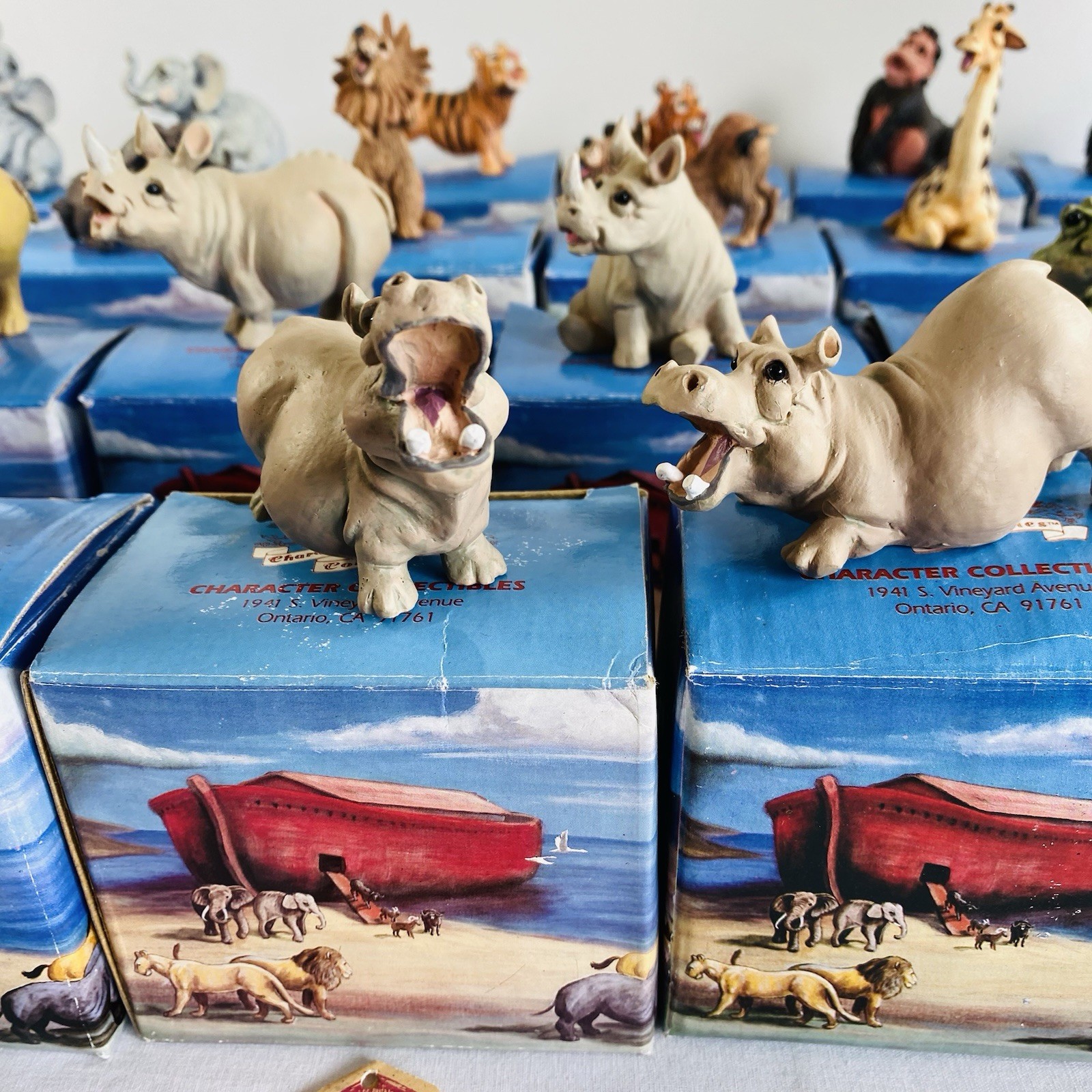 Vtg Holy Herd Noahs Ark Lot 21 Animal Figurines Pete Apsit Figures ART Character