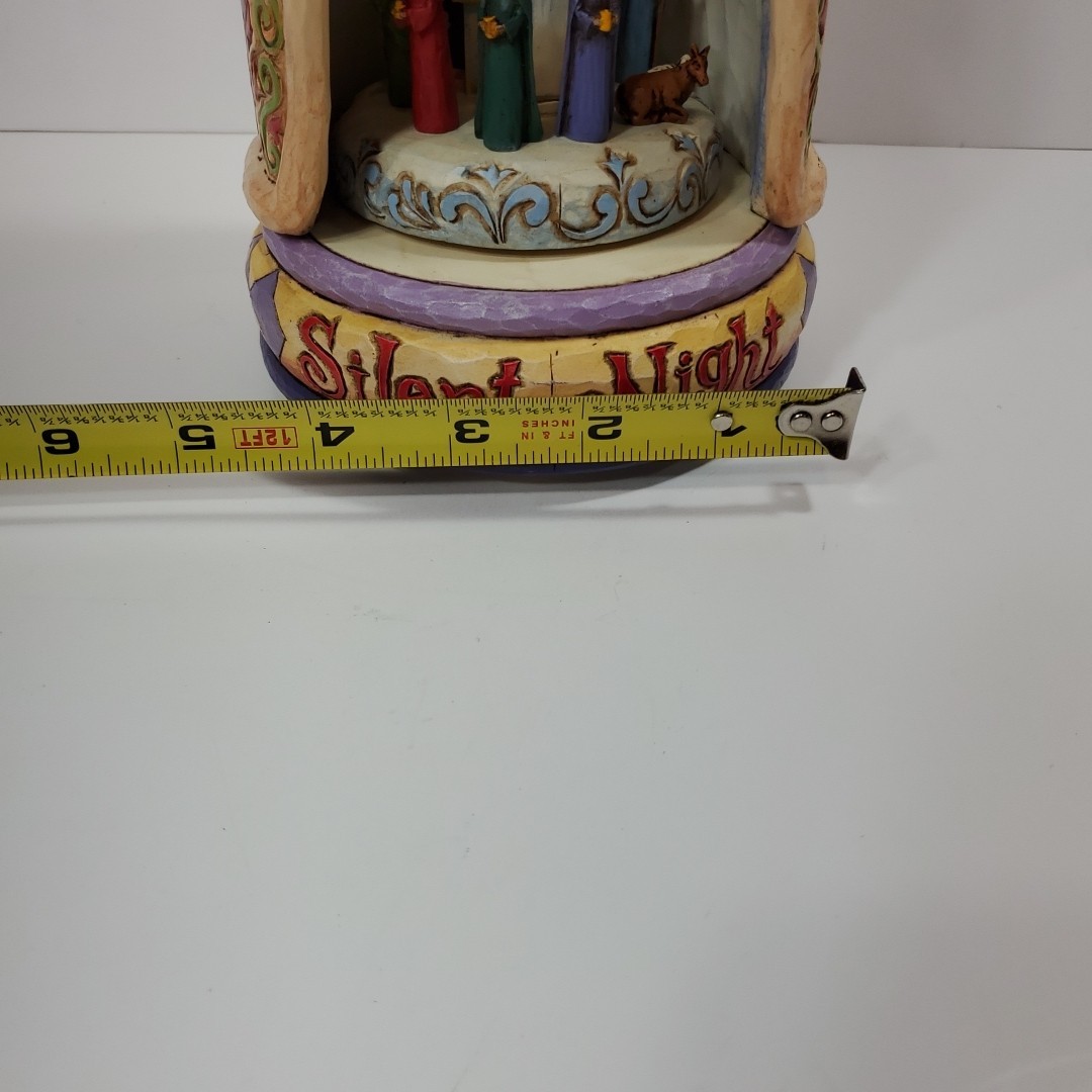 Jim Shore “Silent Night”-2006-No Box-Pre Owned-Musical Figurine