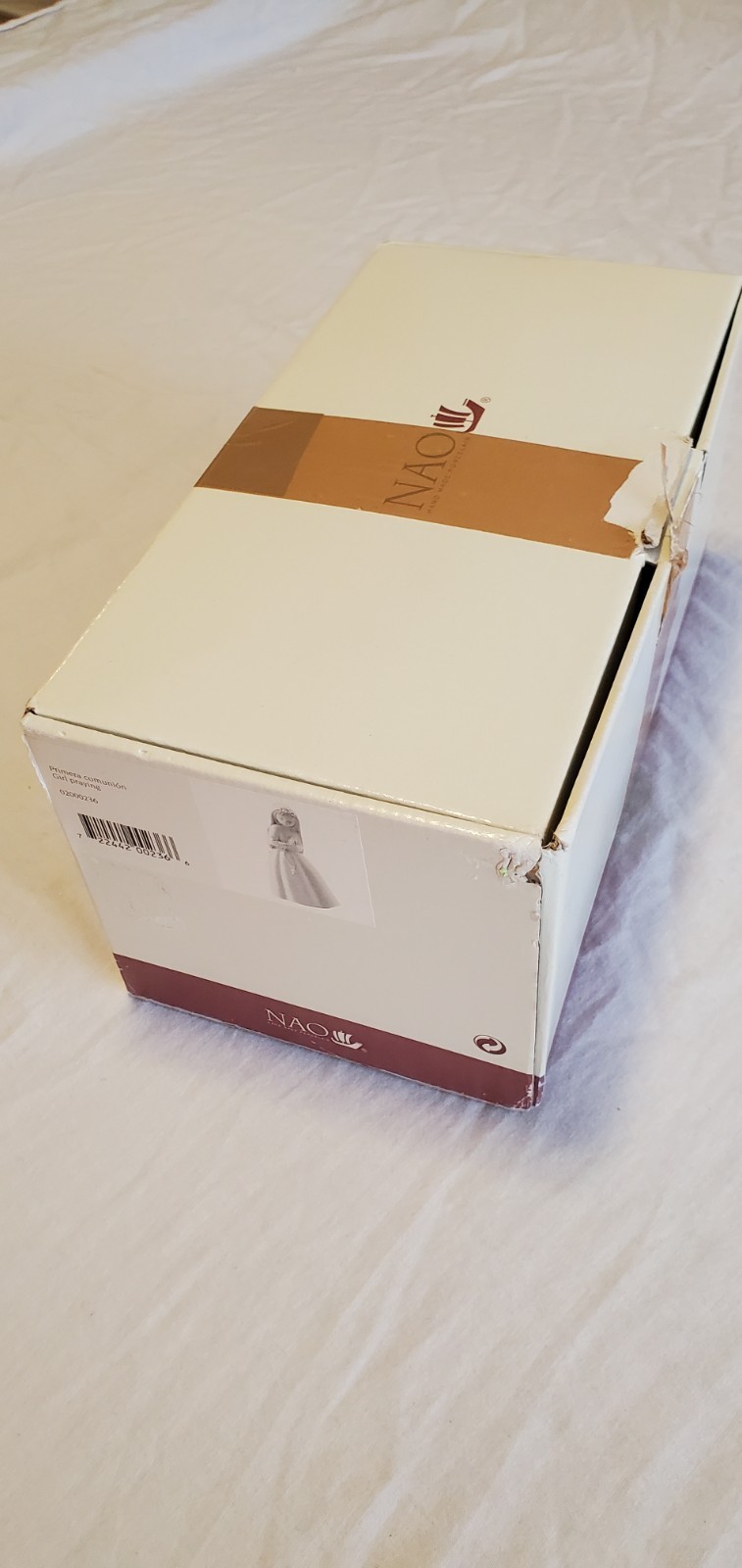 Nao by Lladro First Communion Praying Girl Porcelain Figurine Holding Rosary