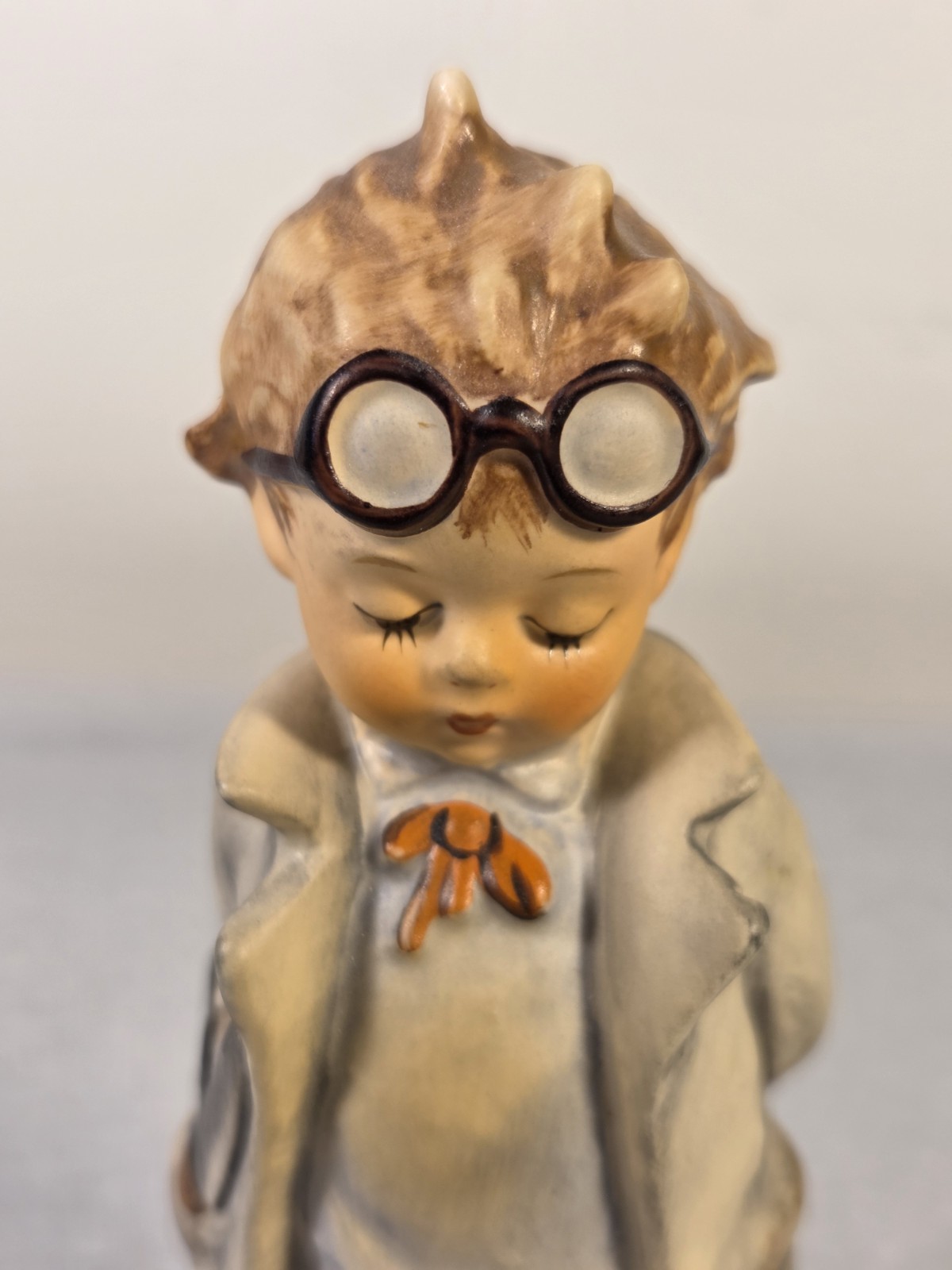 Lot of 3 Hummel Goebel Figurines LITTLE FIDDLER/DOCTOR/VILLAGE BOY Germany