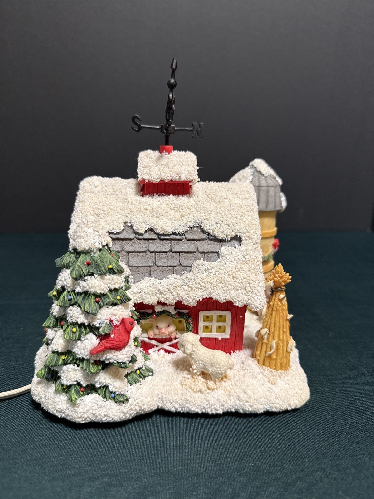 Charming Tails The Merry Little Dairy DEAN GRIFF Christmas Red Barn Farm Decor