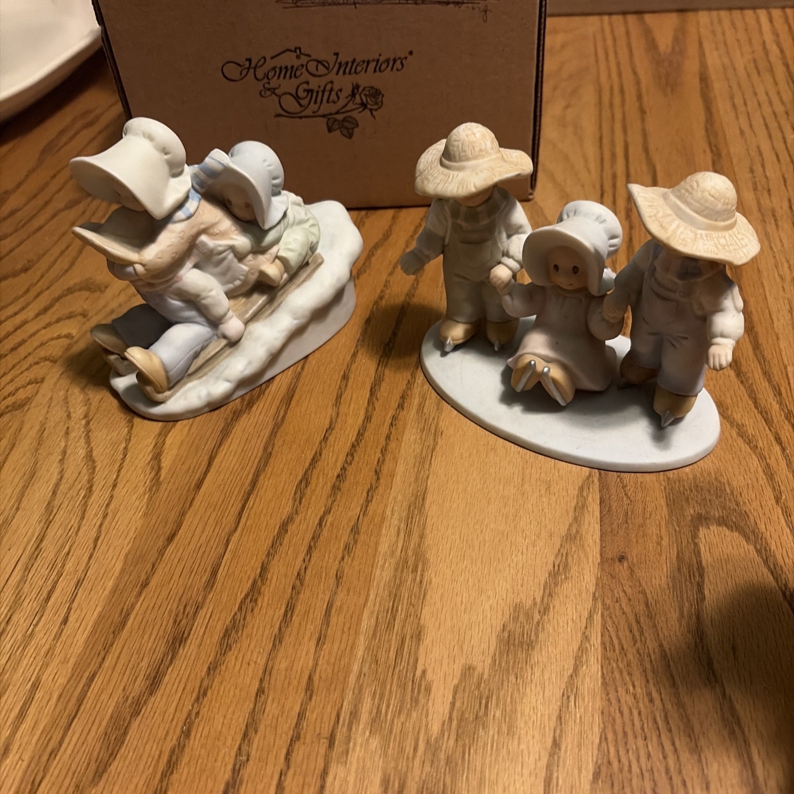 2 HOMCO~Circle of Friends~A Sledding We Will Go & Love Lifted Me~Winter Figures