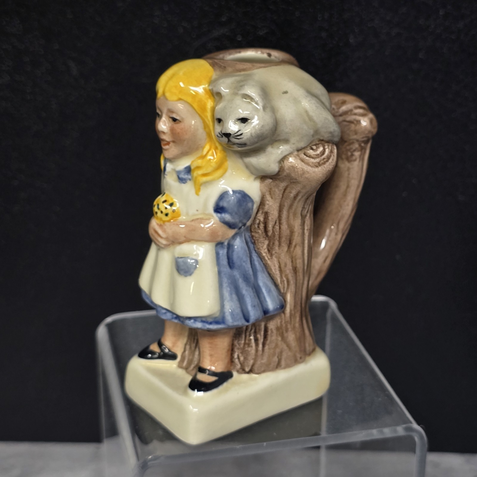 Toby Jugs Mugs Mad Hatter Alice In Wonderland Tweedle Dee Dum Wood Pyrenees