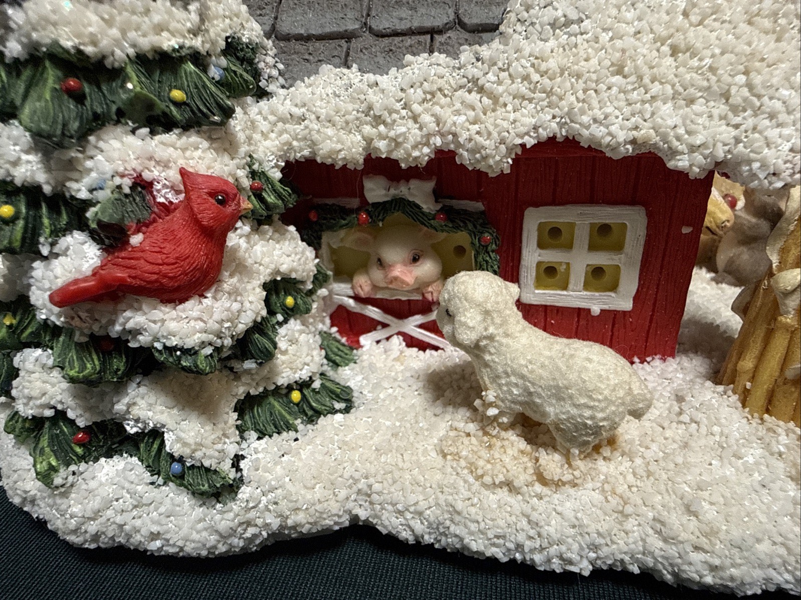 Charming Tails The Merry Little Dairy DEAN GRIFF Christmas Red Barn Farm Decor