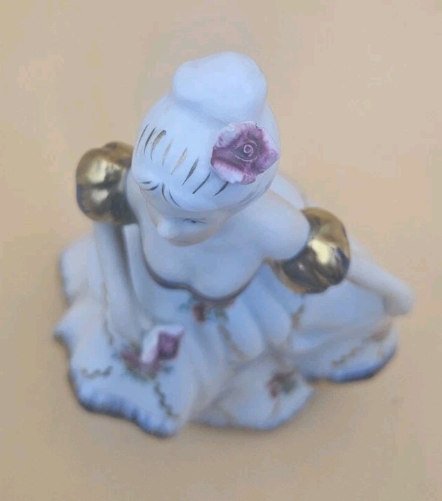 Cracker Barrel Victorian Dancing Lady Porcelain Figurine Flowers Gold Trim 7.5”