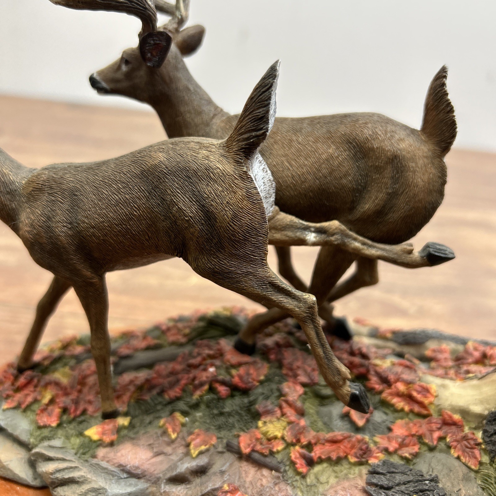 Terry Redlin Whitetail Deer Autumn Run Sculpture Scenic Doe Buck **