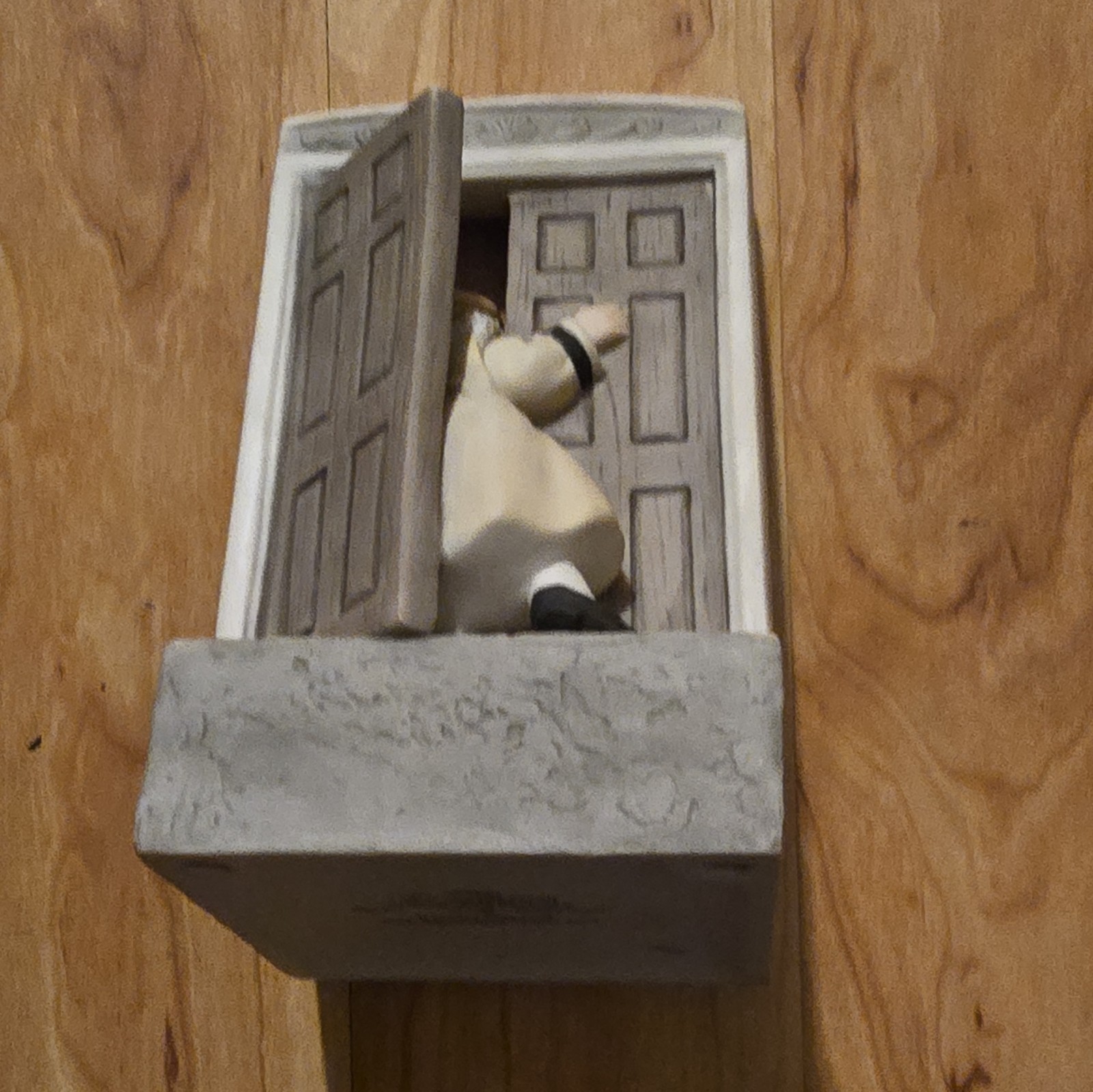 Boy & Dog Resin Figurine Doorstep Scene w/ Door & Suitcase, Matte Gray