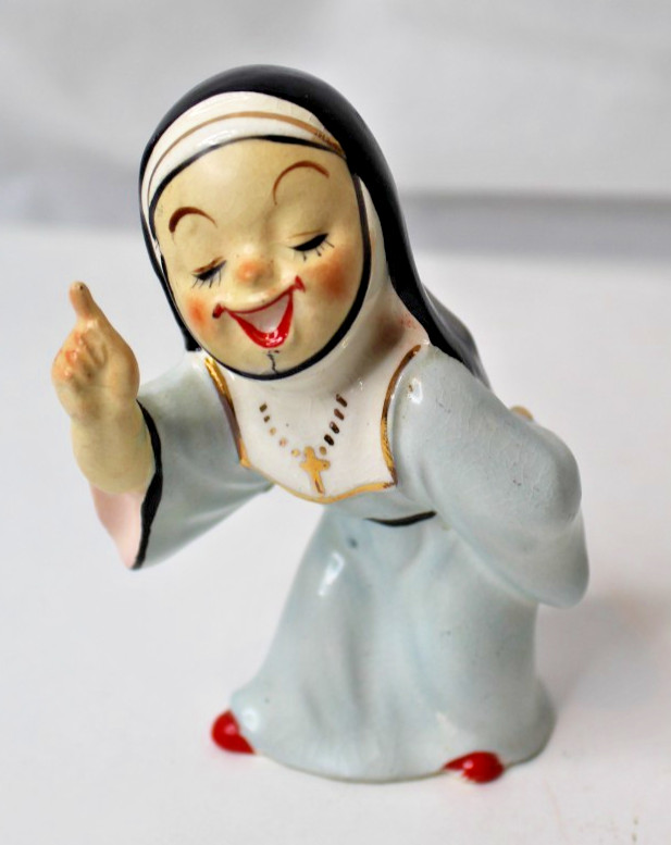 Vintage Porcelain Nikaniko China Hand Painted Nun Figurine – 4″ High – Japan