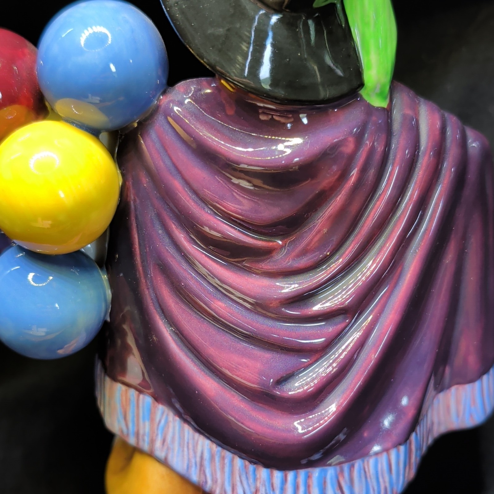 Royal Doulton Balloon Lady HN2935 Figurine Peter A Gee 1983 Hand Painted England