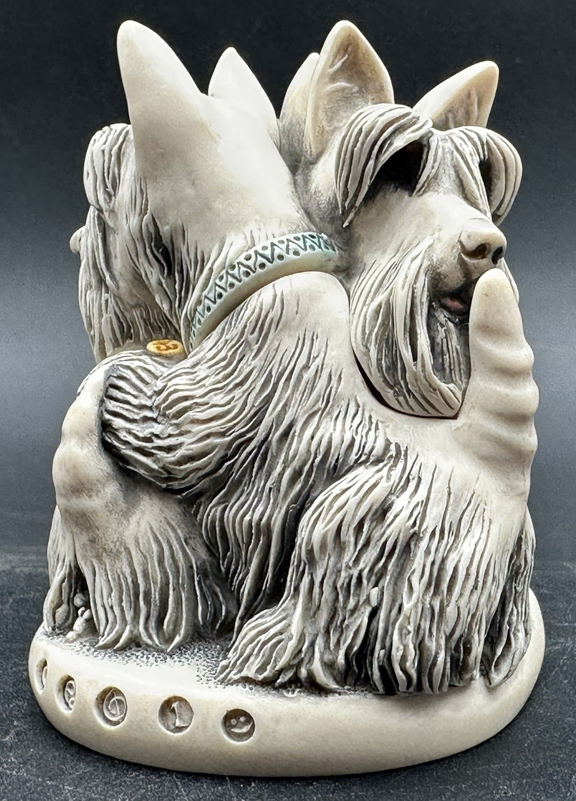 Harmony Kingdom Scotland Yard Dogs Scottish Terriers Figurine Trinket Box TJHO6
