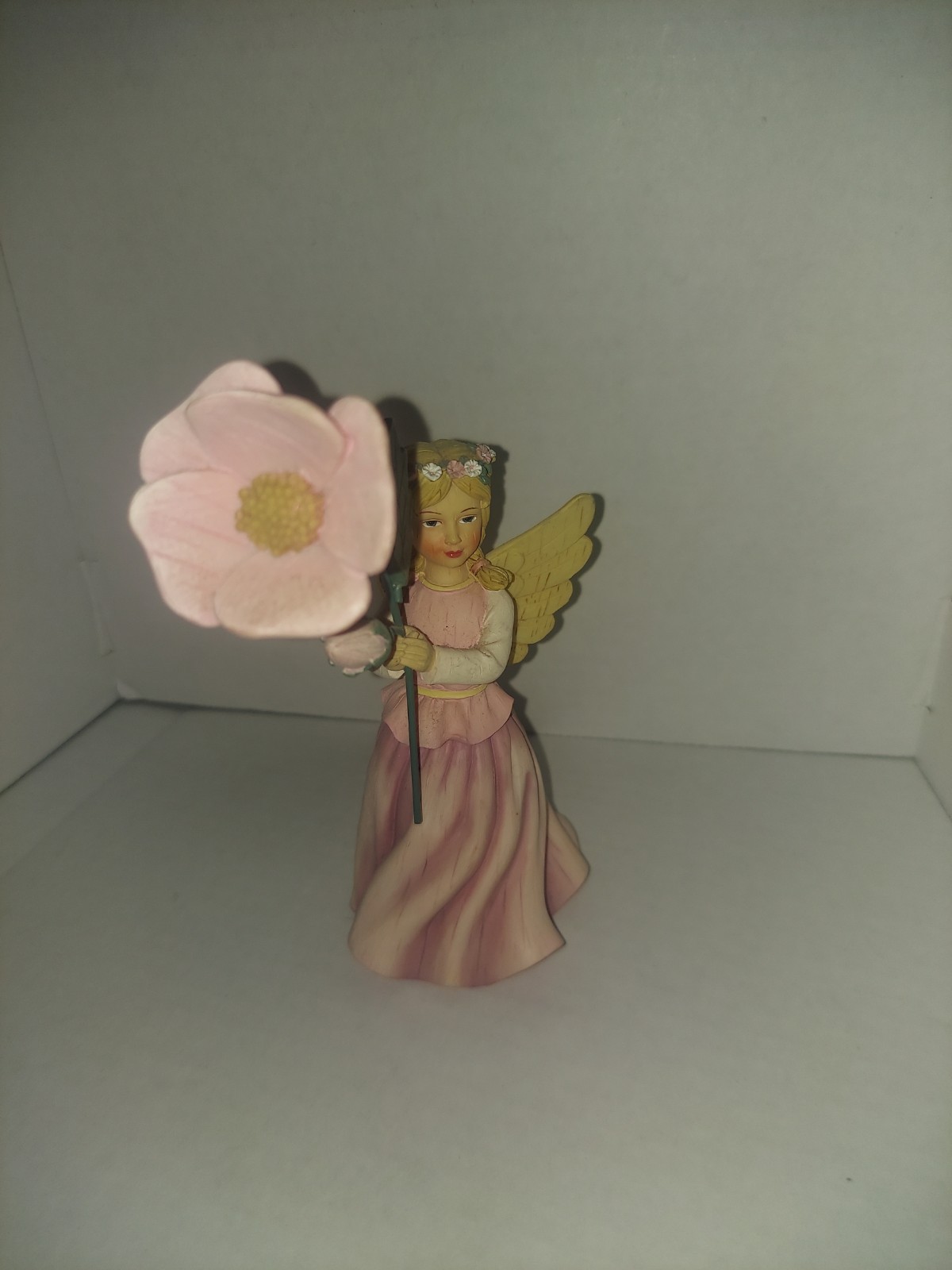 Kathy Killip 2001 “Wildflower Angels” Demdaco Wild Roses for Happiness Figurine