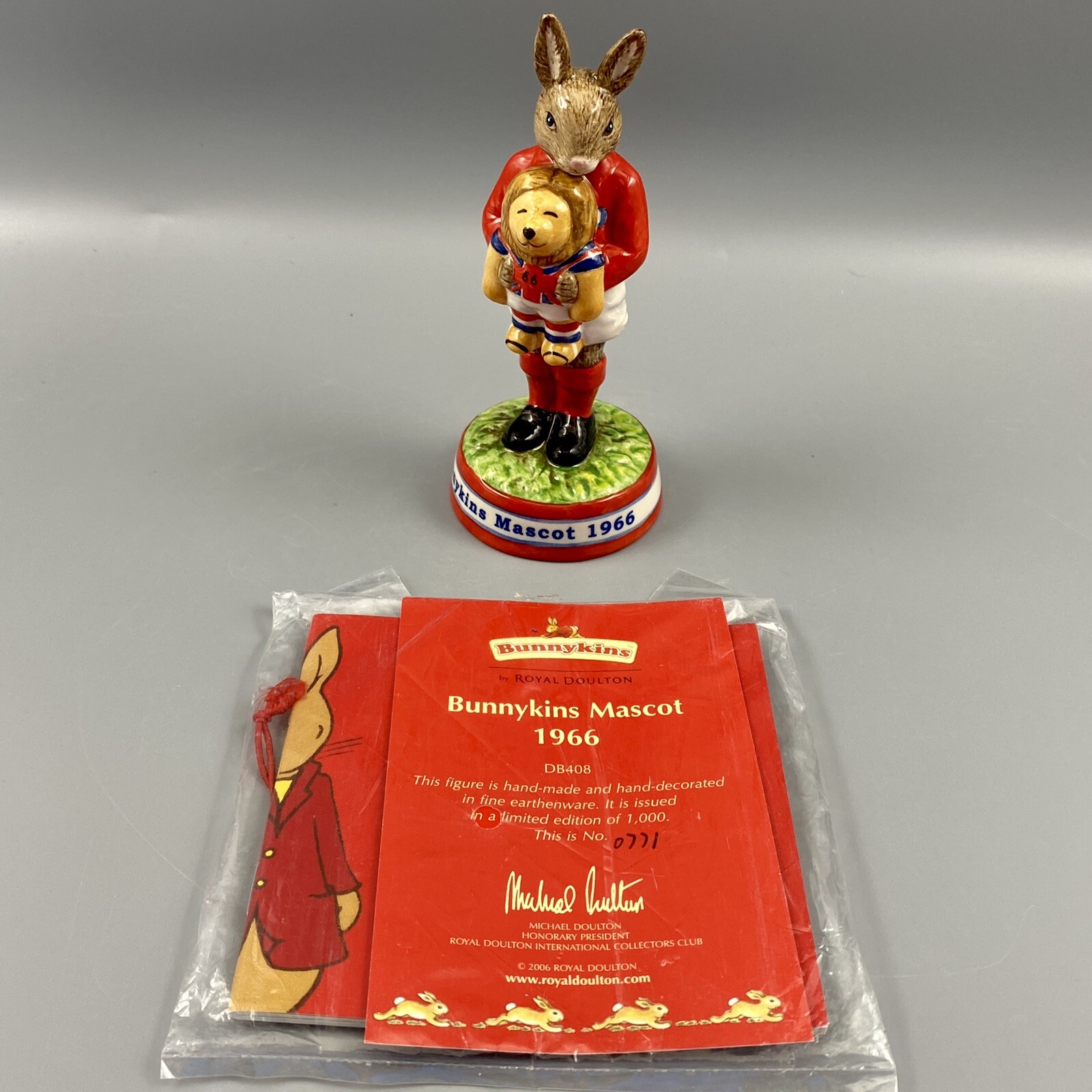 Bunnykins Mascot 1966 Figurine DB408 771/1000 Royal Doulton 2006 COA
