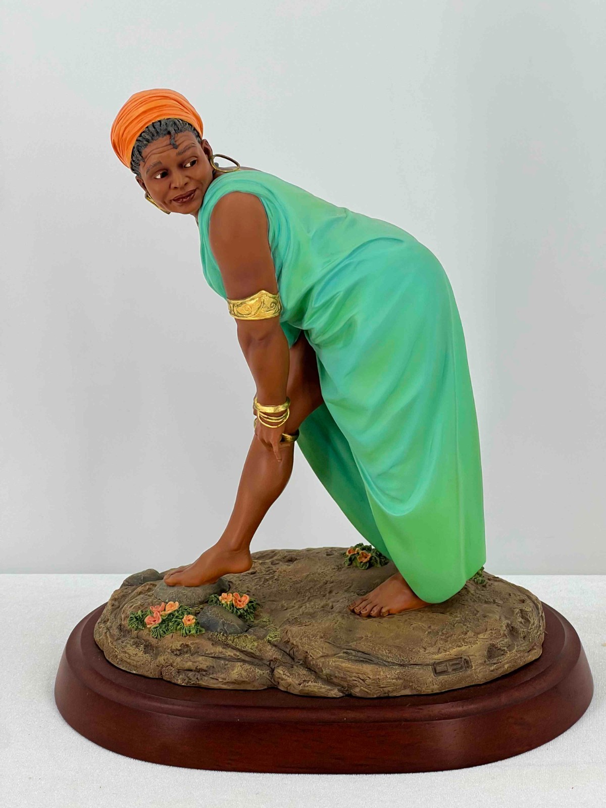 Thomas Blackshear Ebony Visions Statue Oh Yes She Did! Limited Edition 1615