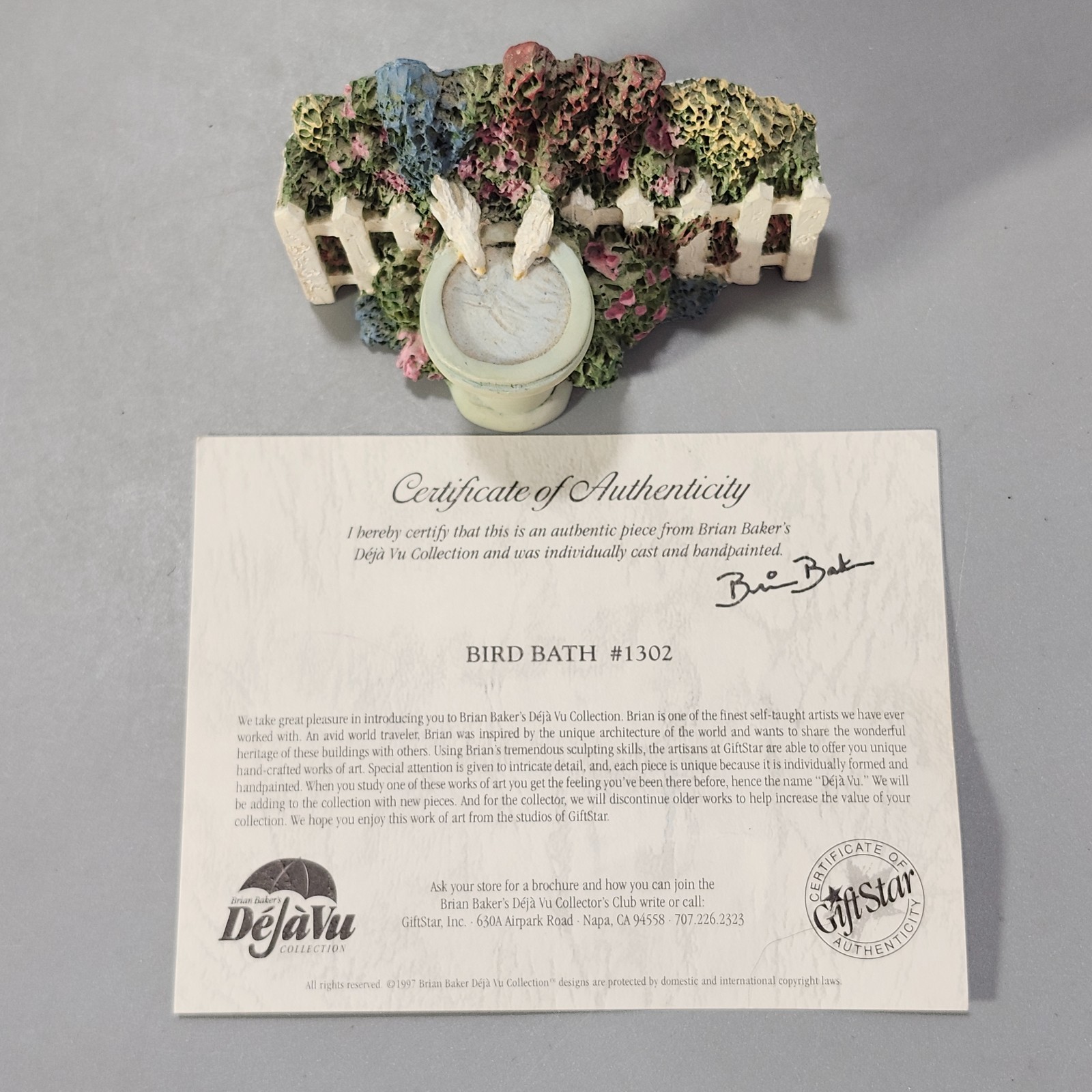 Brian Baker Deja Vu Collection Bird Bath Garden Miniature Gift Star Exclusive